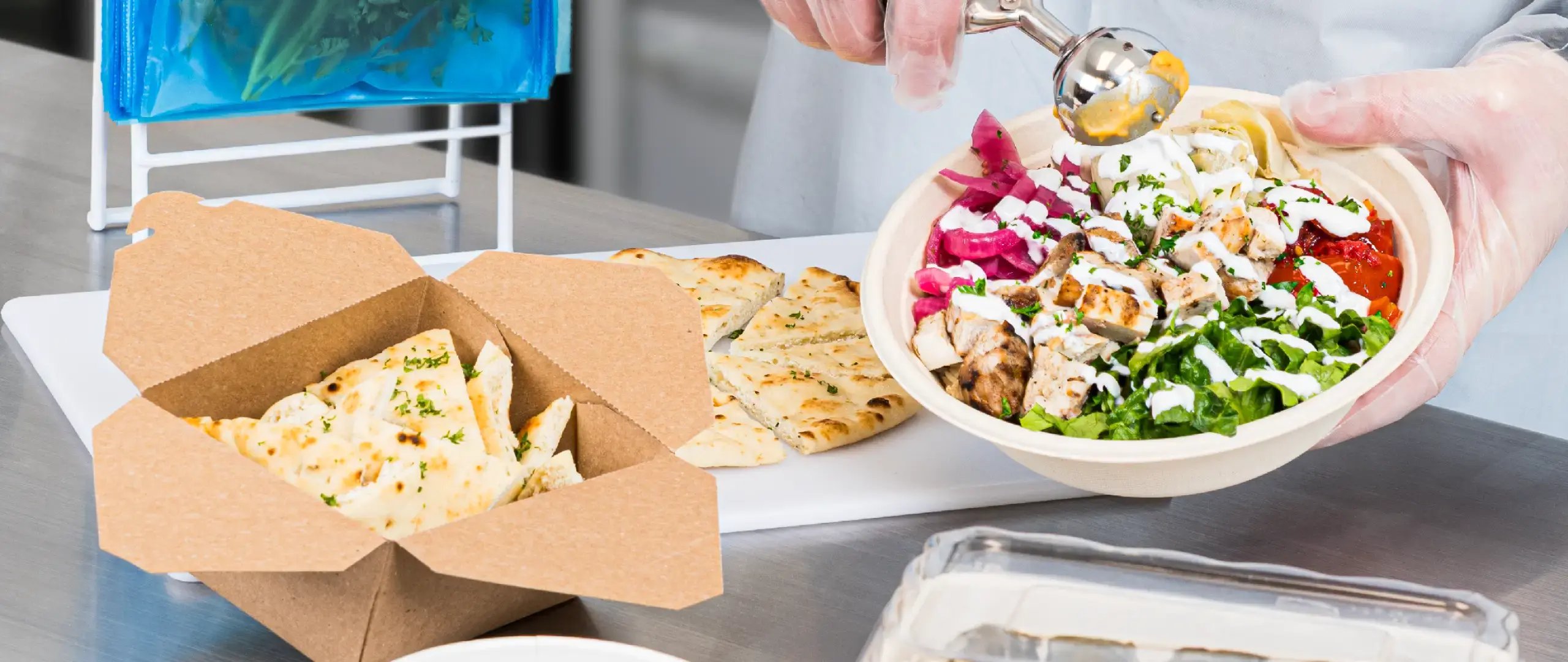 Food packed in sustainable to-go containers